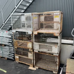 Begagnad Materialbox Stål