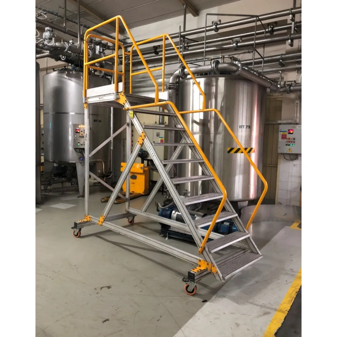 Flyttbar arbetsplattform Aluminium
