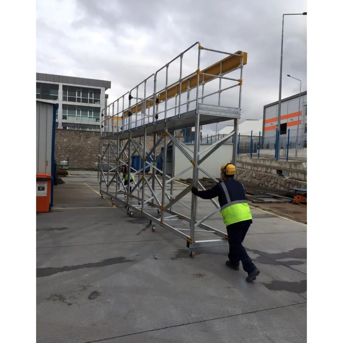Flyttbar arbetsplattform Aluminium