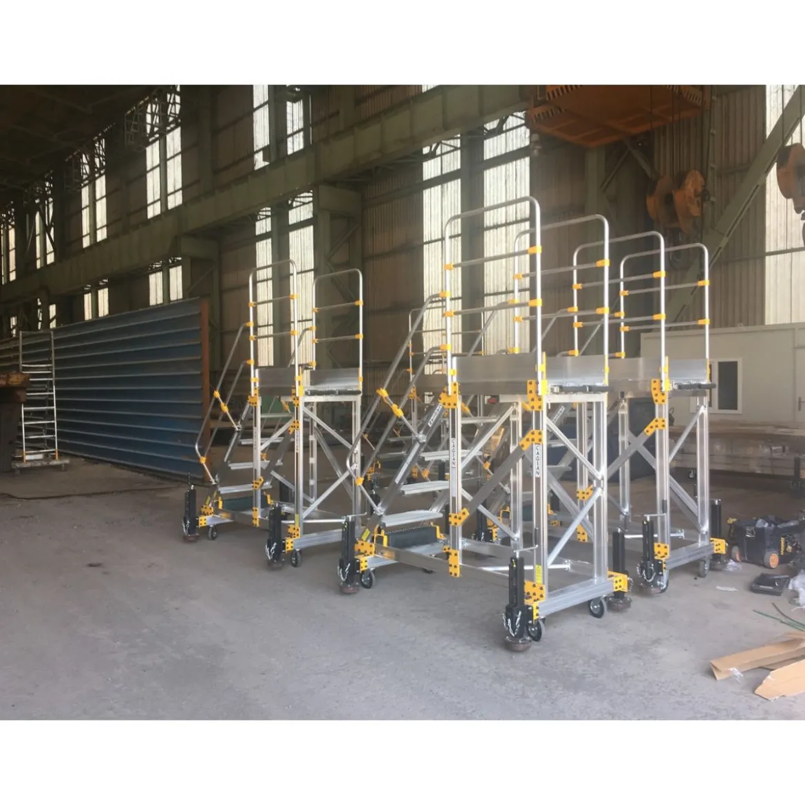 Flyttbar arbetsplattform Aluminium