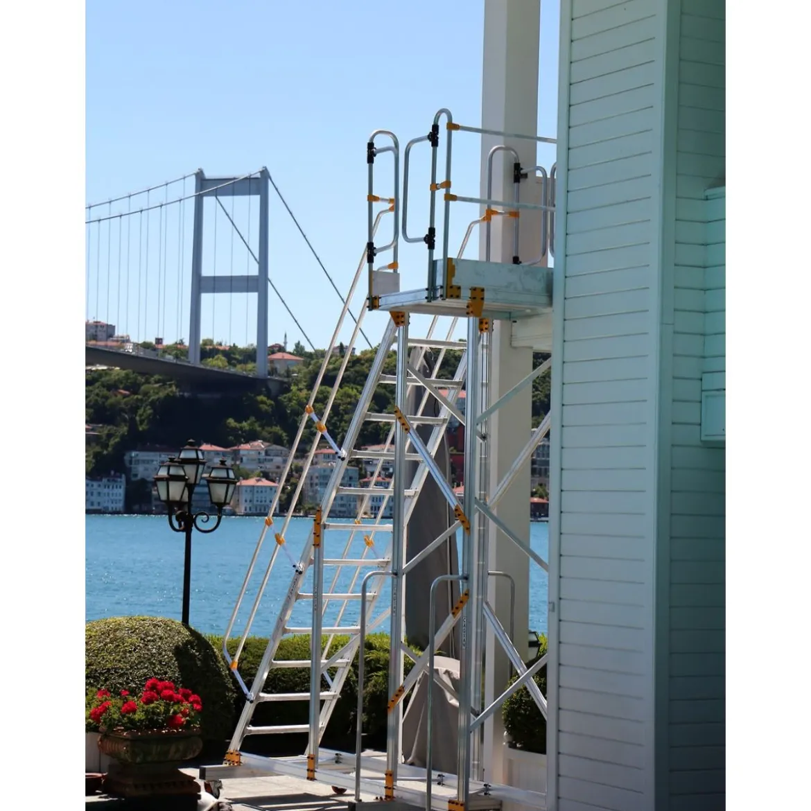 Flyttbar arbetsplattform Aluminium