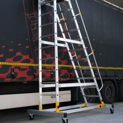 Mobil arbetsplattform enkel 2,5m